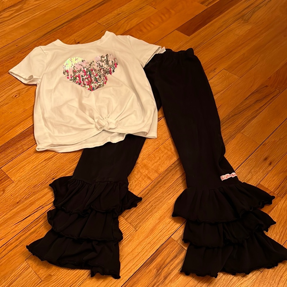2 piece set with Ruffle Butt pants